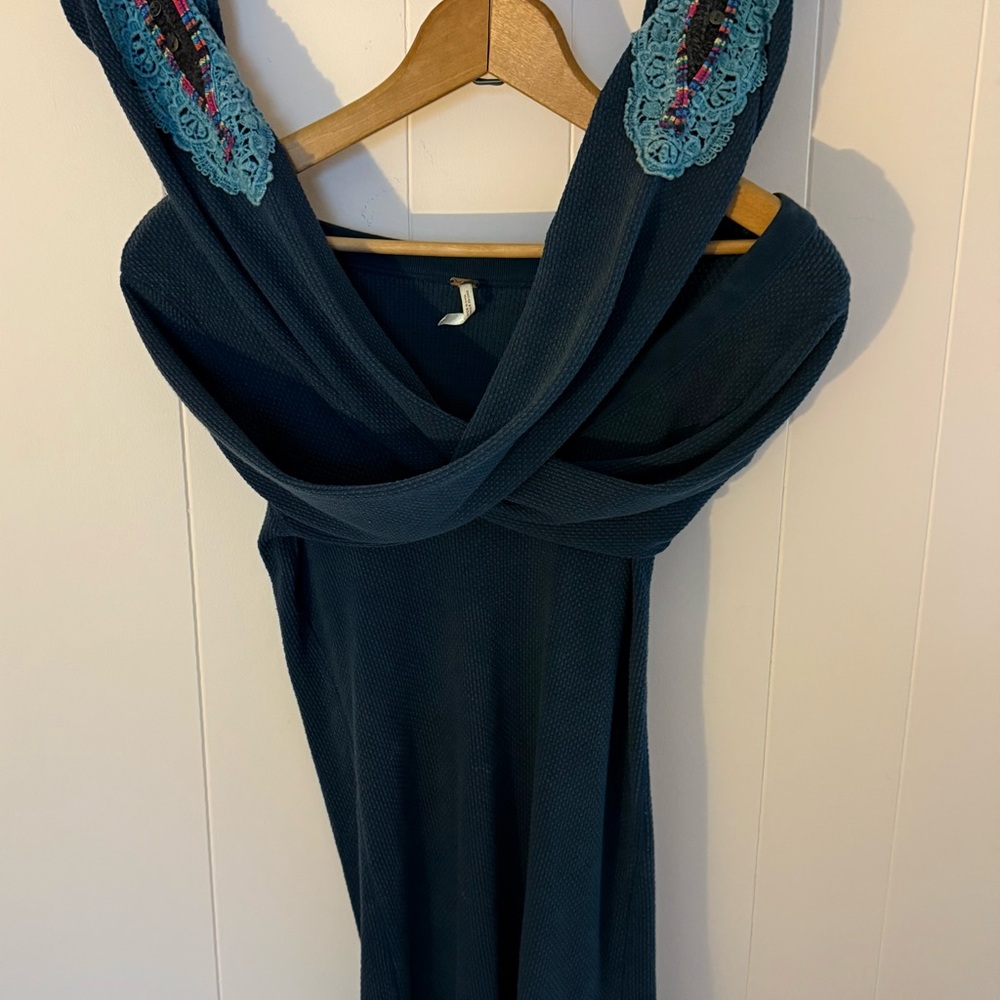 Free People- Navy thermal embroidery cuffed long sleeve top